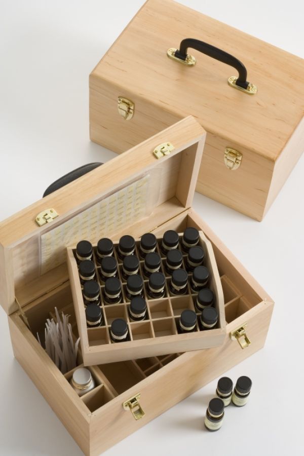 images/Boxes/Aromatheraphy/PolmacAromaStarterKitWithTray.jpg#joomlaImage://local-images/Boxes/Aromatheraphy/PolmacAromaStarterKitWithTray.jpg?width=533&height=800