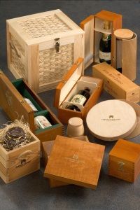 wooden food and drink boxes from Polmac UK
